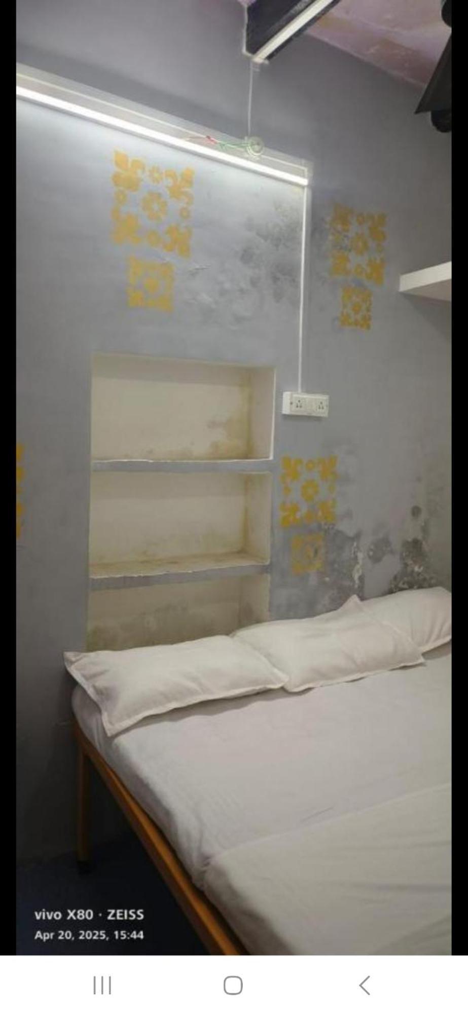 Singh Apartment Varanasi