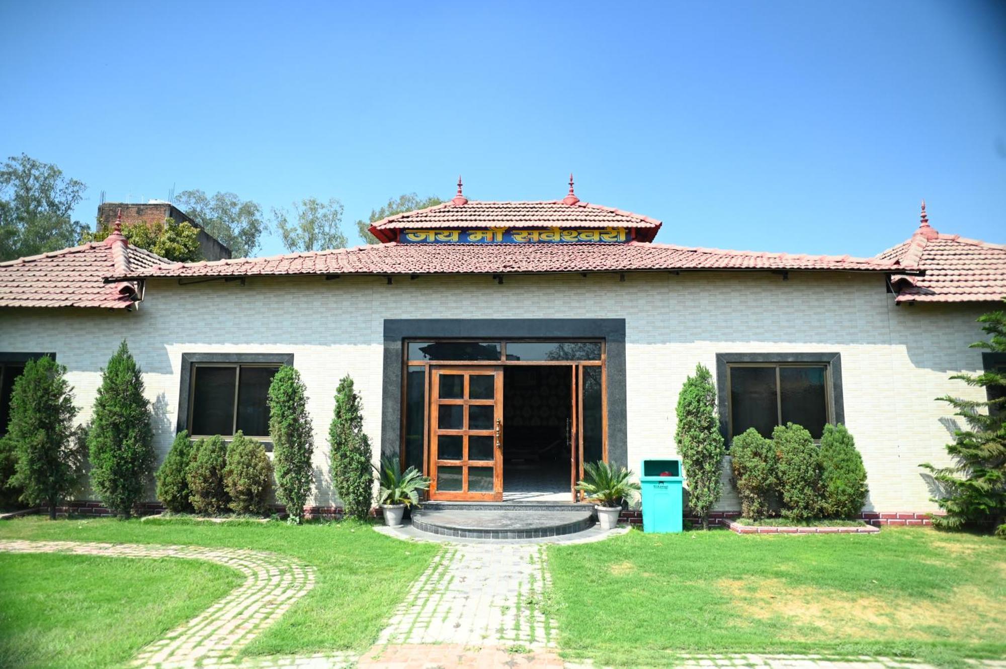 The Grand Event Hotel 4*
