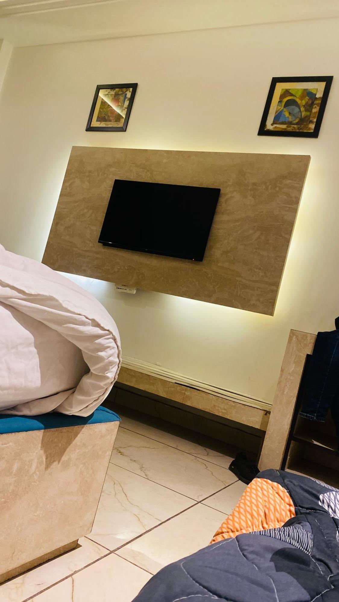 Kashi 2bhk Apartment *