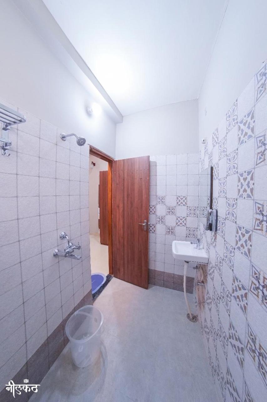 Neelkanth - 2-bhk Flat Near Bhu Apartment Varanasi
