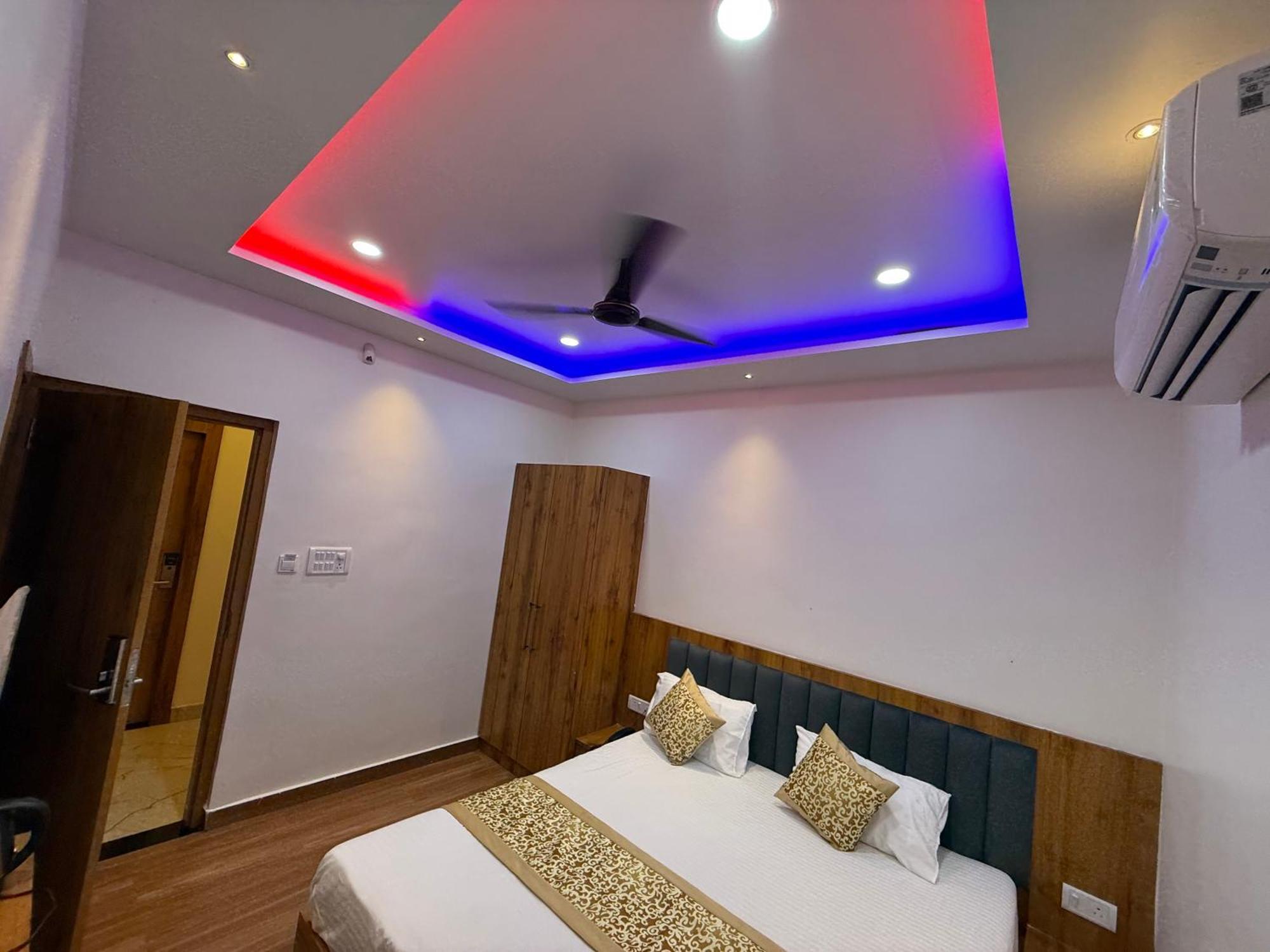 Kennedia International Hotal &