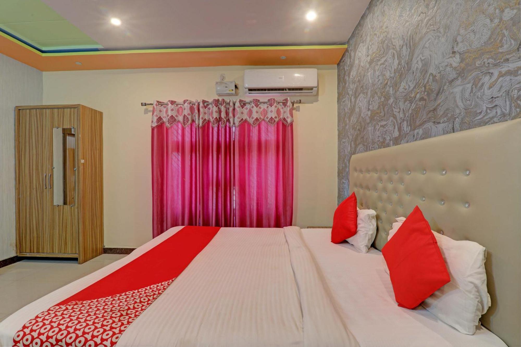 O Kriti Varanasi