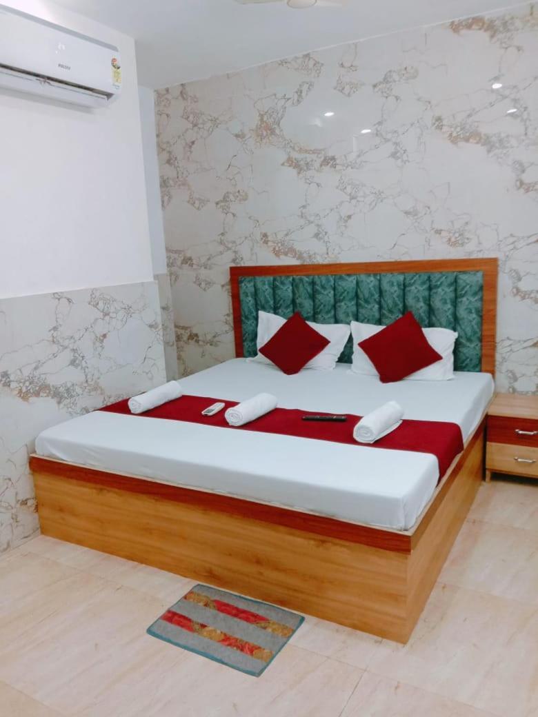 R K Residency * Varanasi