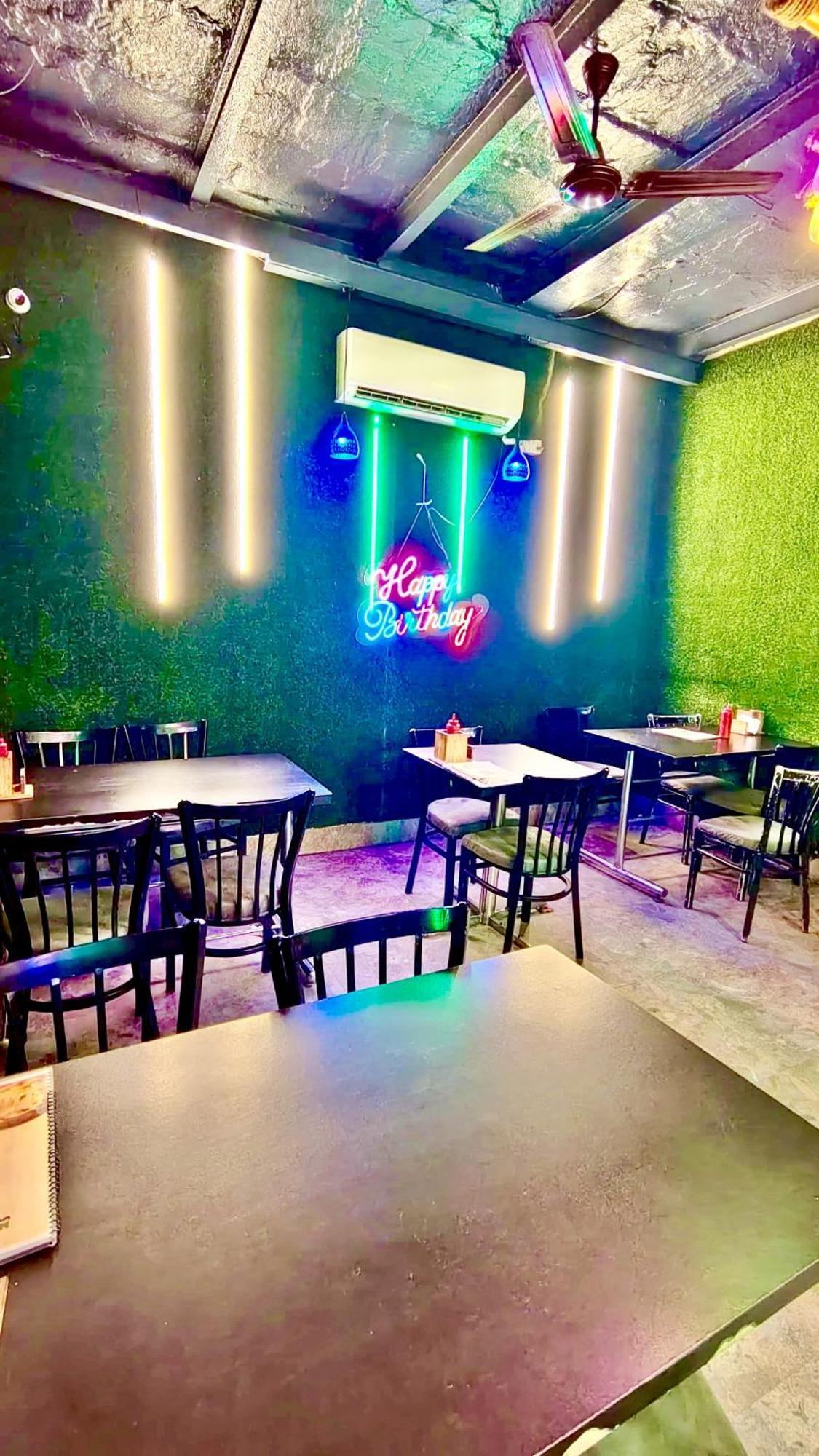 Iconic Love hotel
