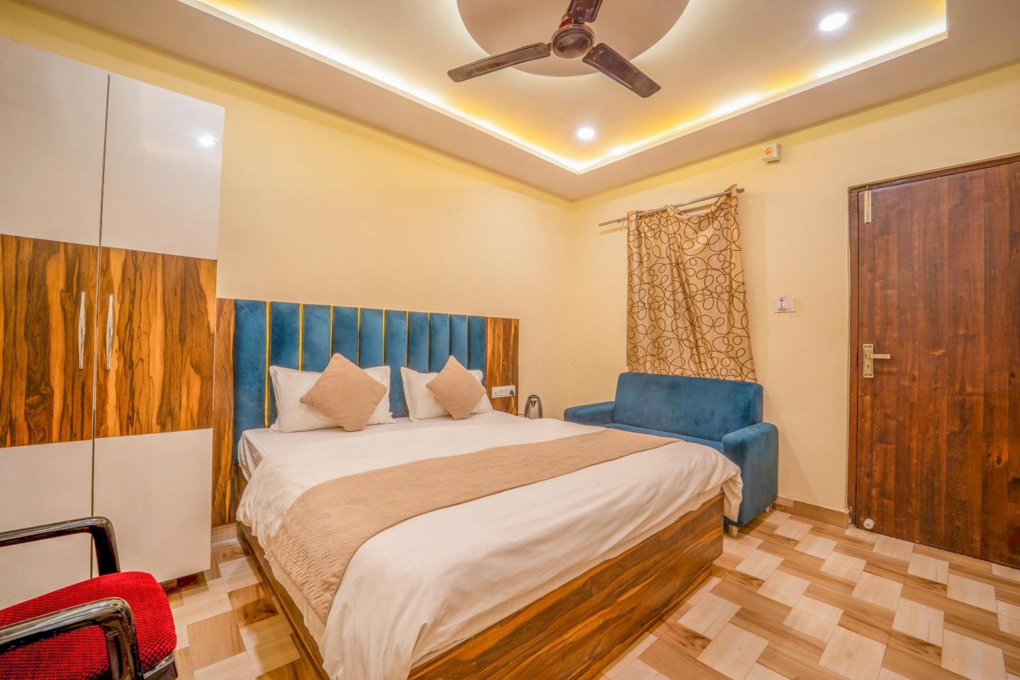 Augusto 3* Varanasi