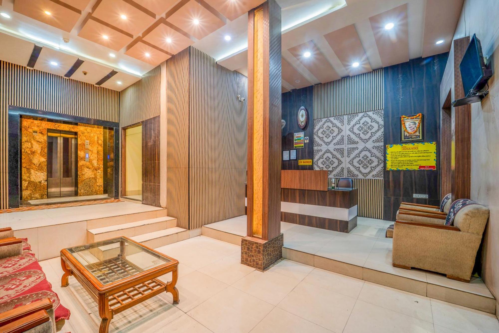Hotel Augusto Varanasi