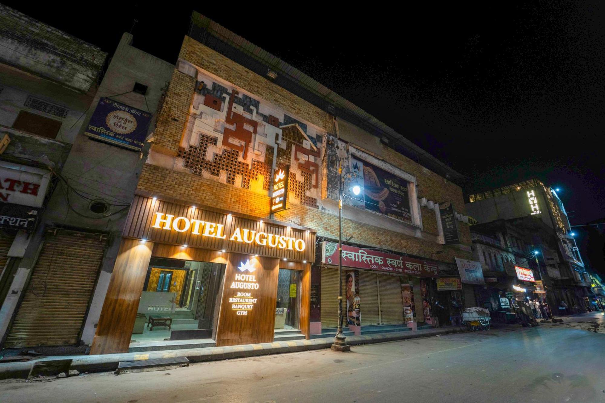 Augusto Hotel