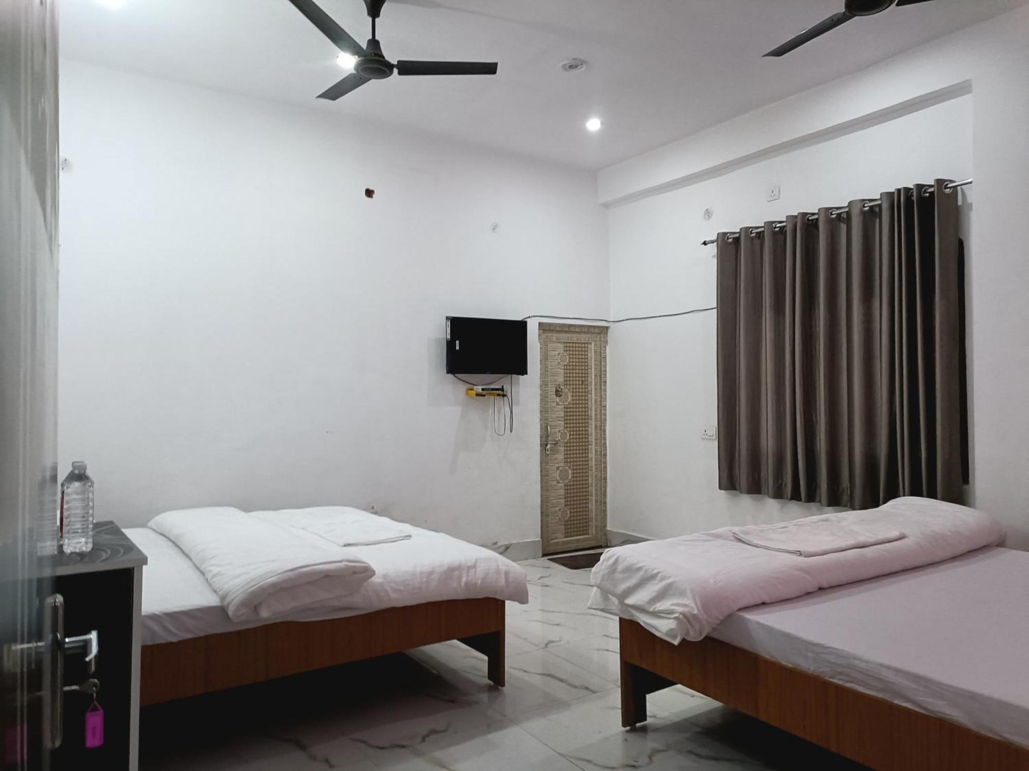 Guest house Kashi Darshan