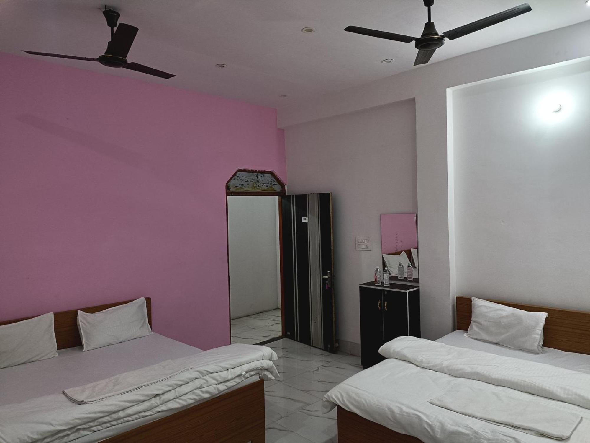 Guest house Kashi Darshan