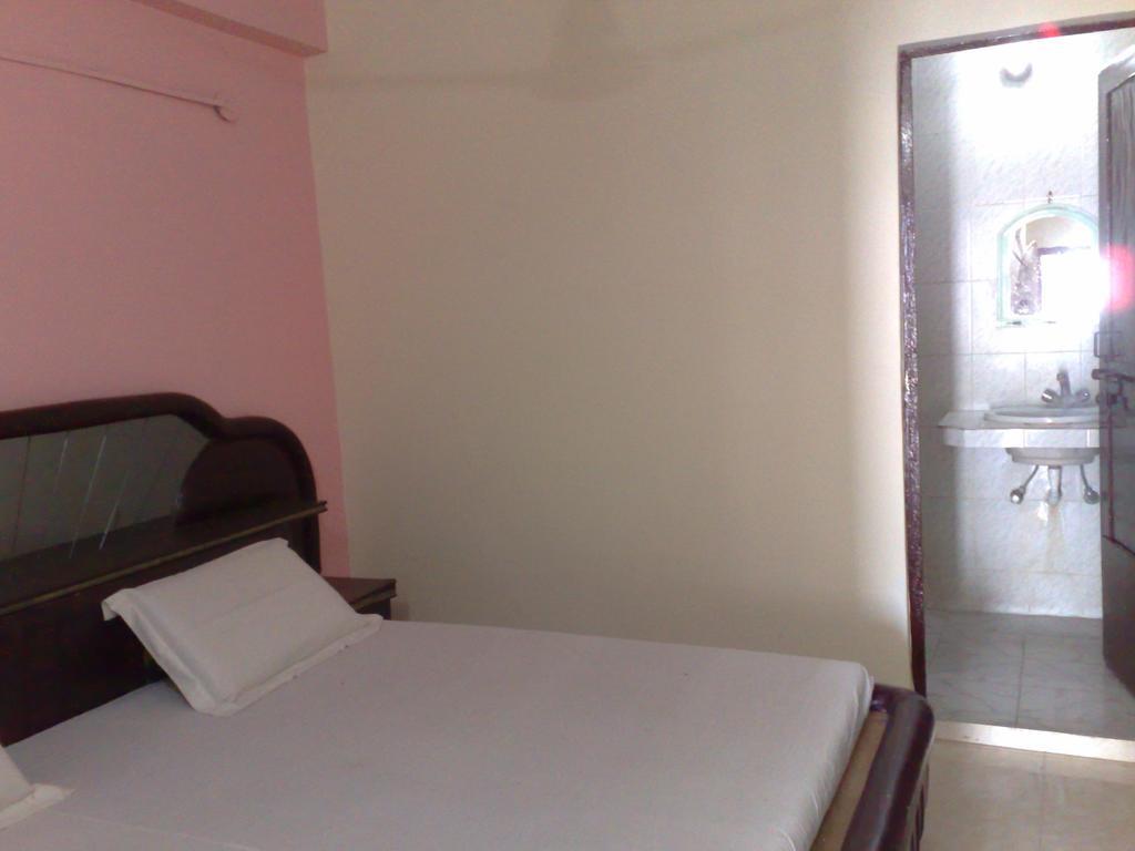 Guest house Grg Shanti Near Manikarnika Ghat