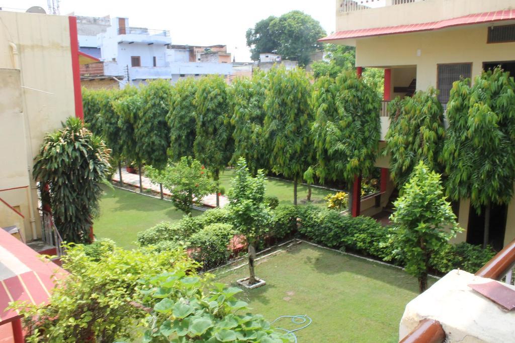 Guest house Singh