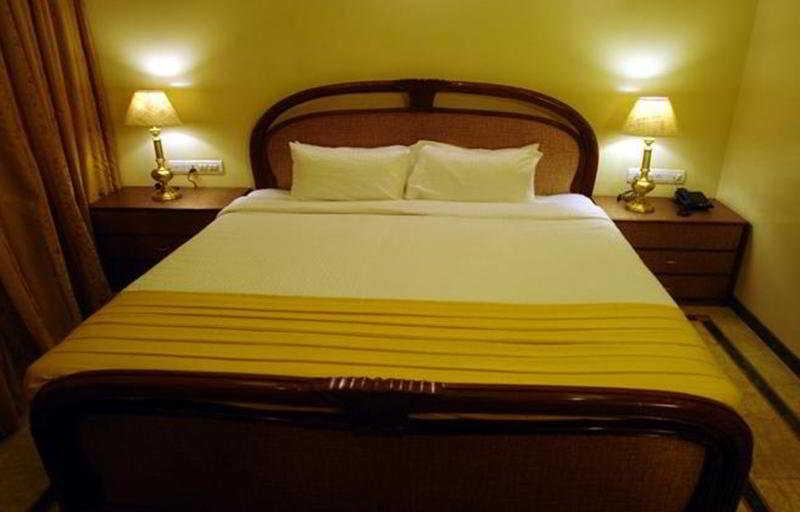 Zeeras Hotel 3*
