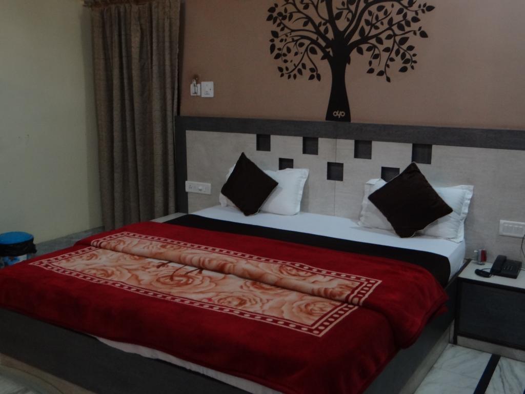 Hotel H.K.J International 3* Varanasi