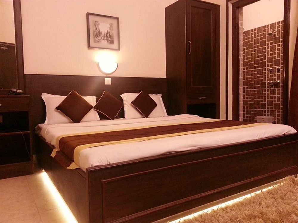 Varuna Hotel Varanasi