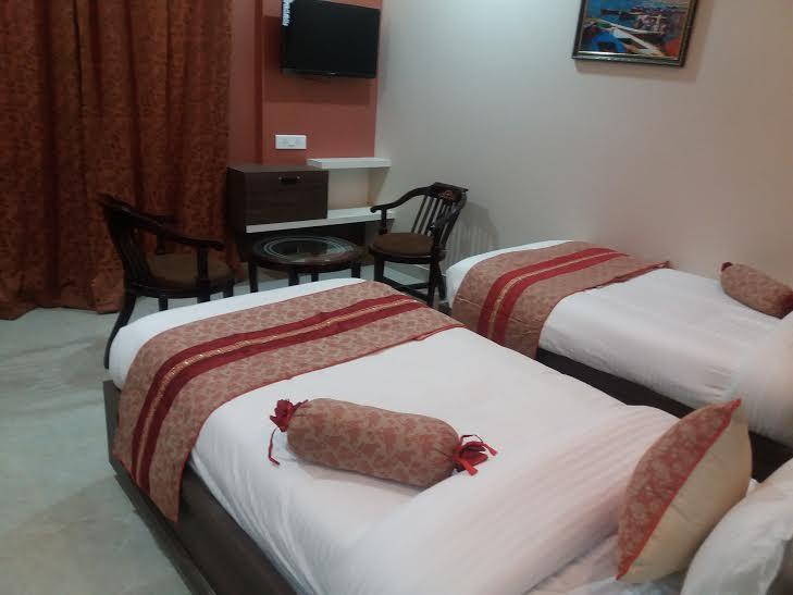 Hotel Ozas Grand 3*