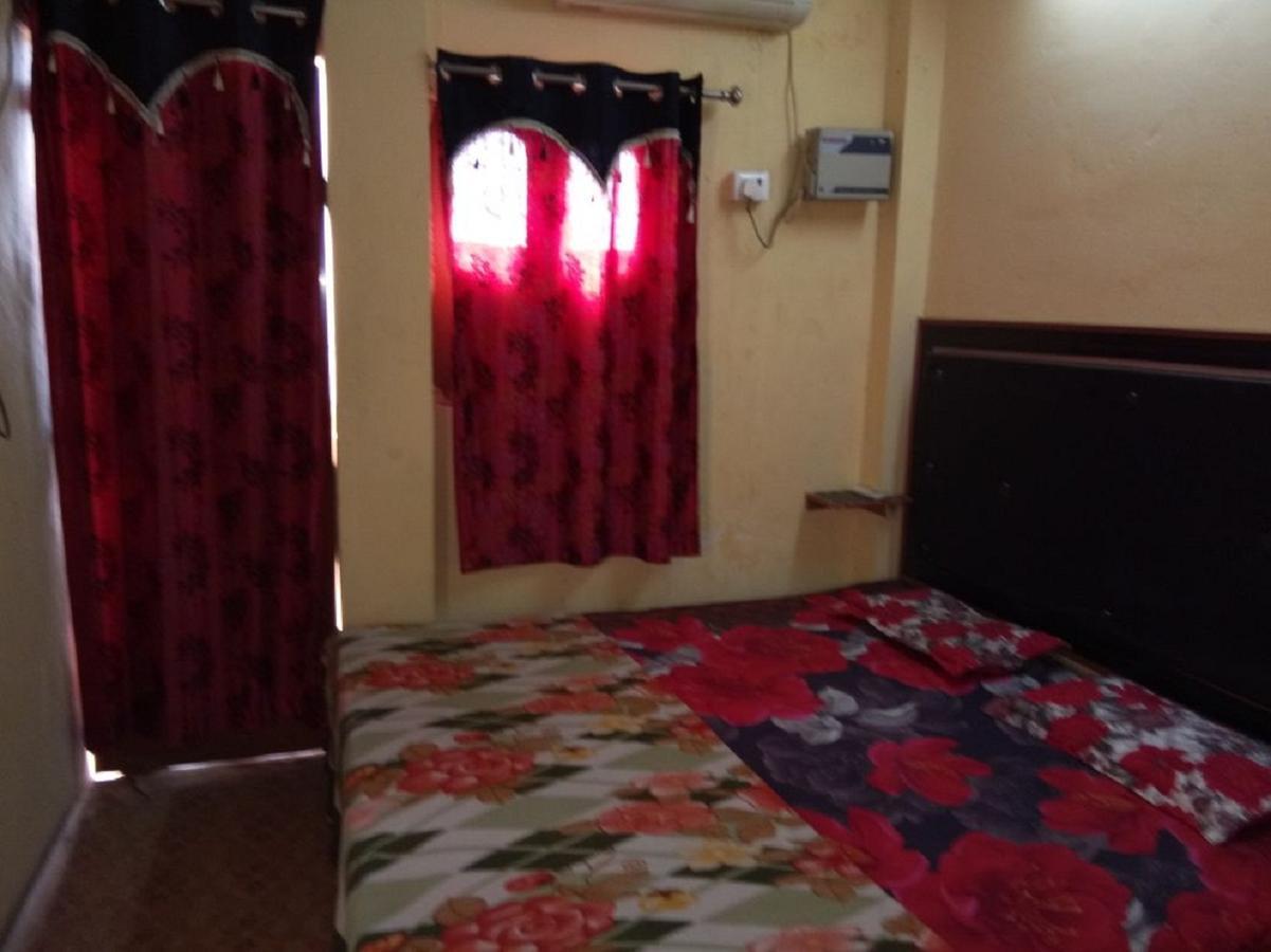 Maa Vaishno Guest house Varanasi