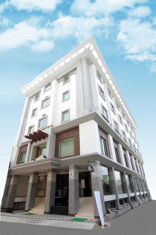 Hotel Costa River 4*