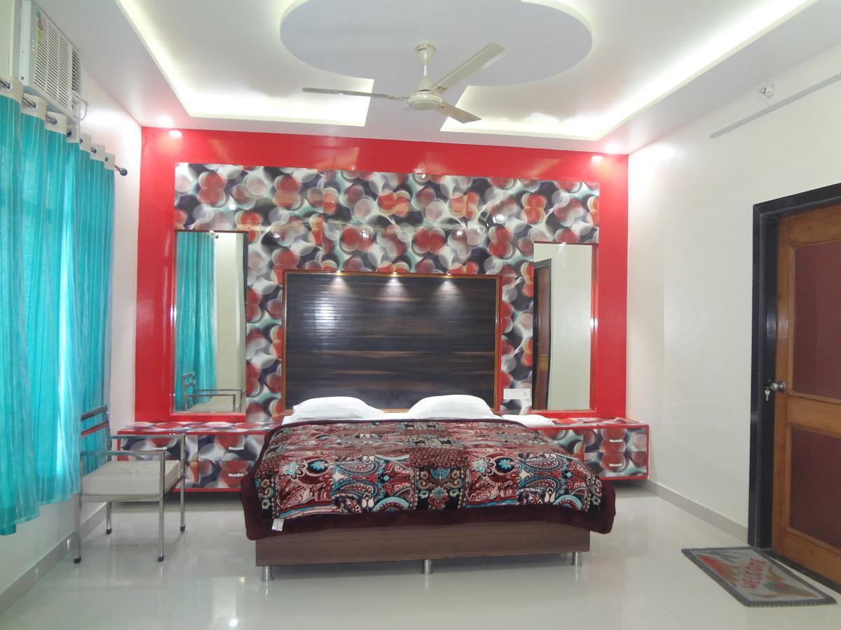 Royal Country Club 3*