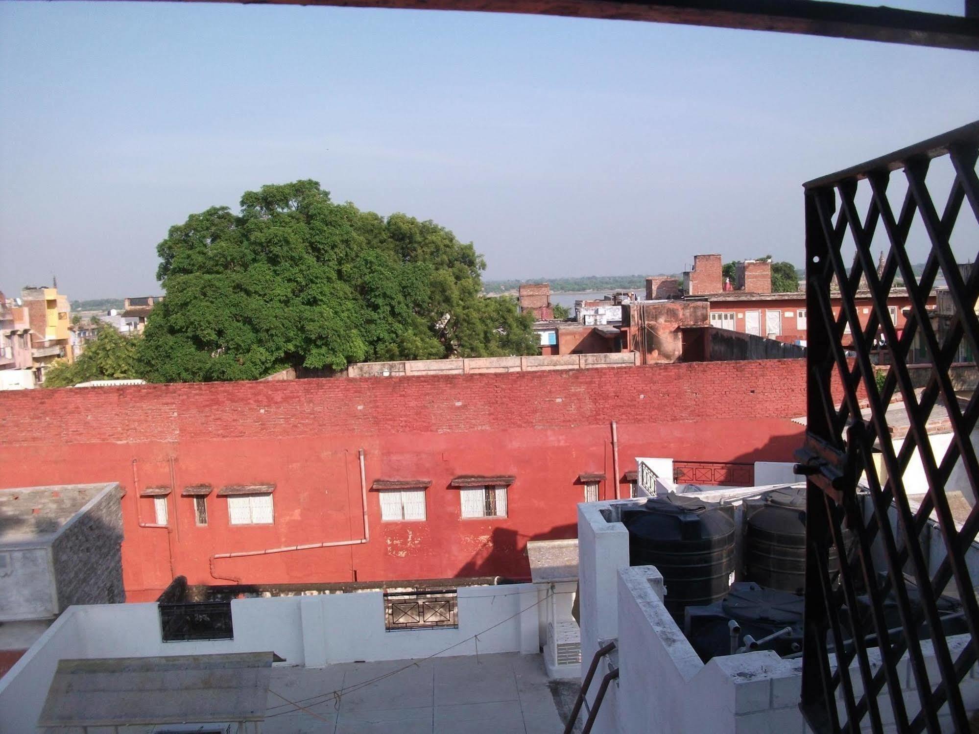 Hare Rama Hare Krishna 2* Varanasi