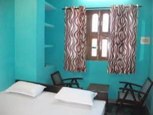 Hotel Hare Rama Hare Krishna 2*