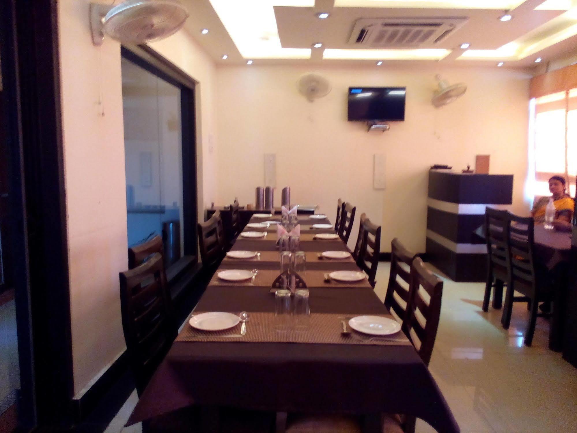 Hotel Divine Destination Varanasi