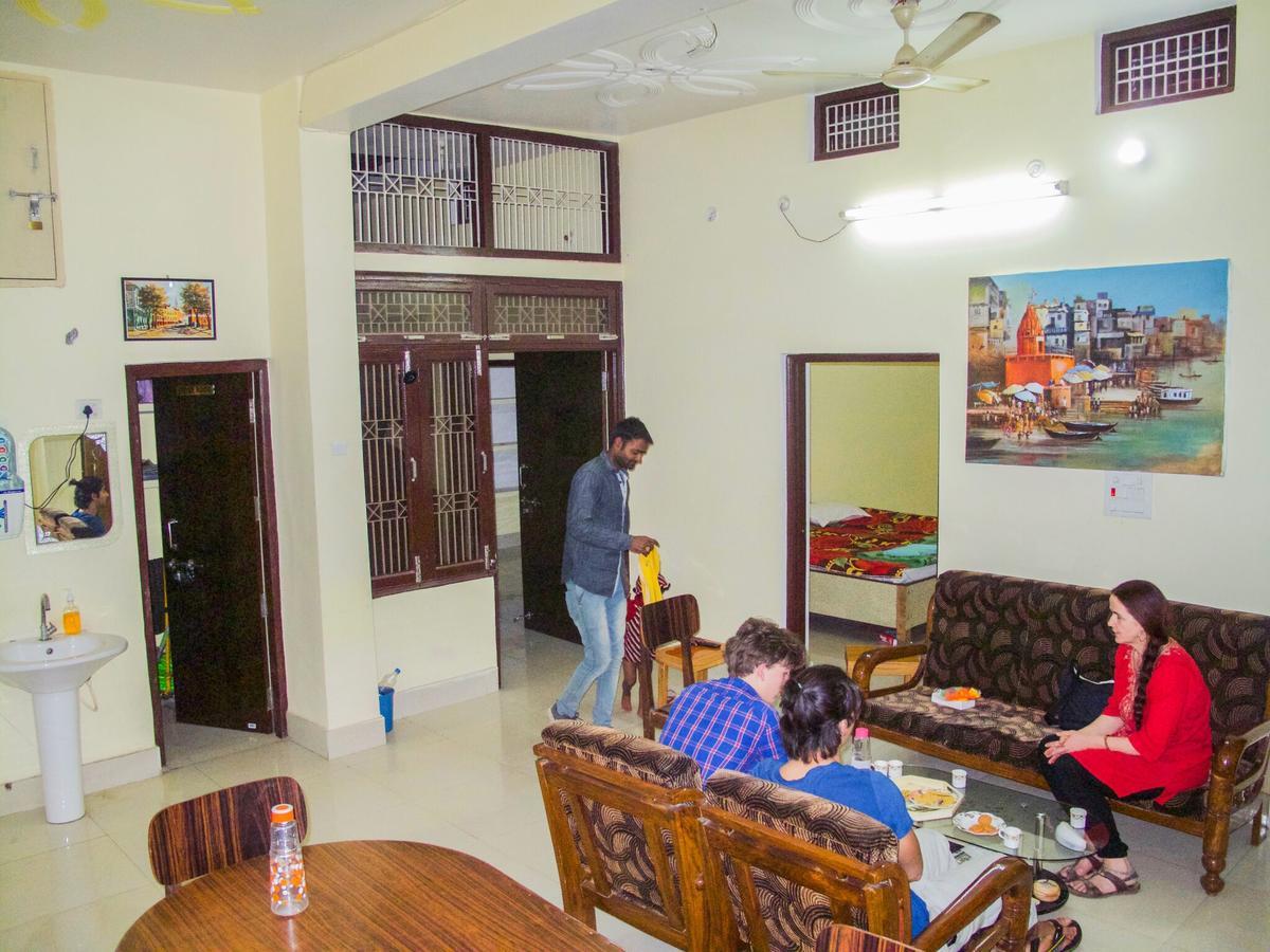 Gangotri Paying Guest House