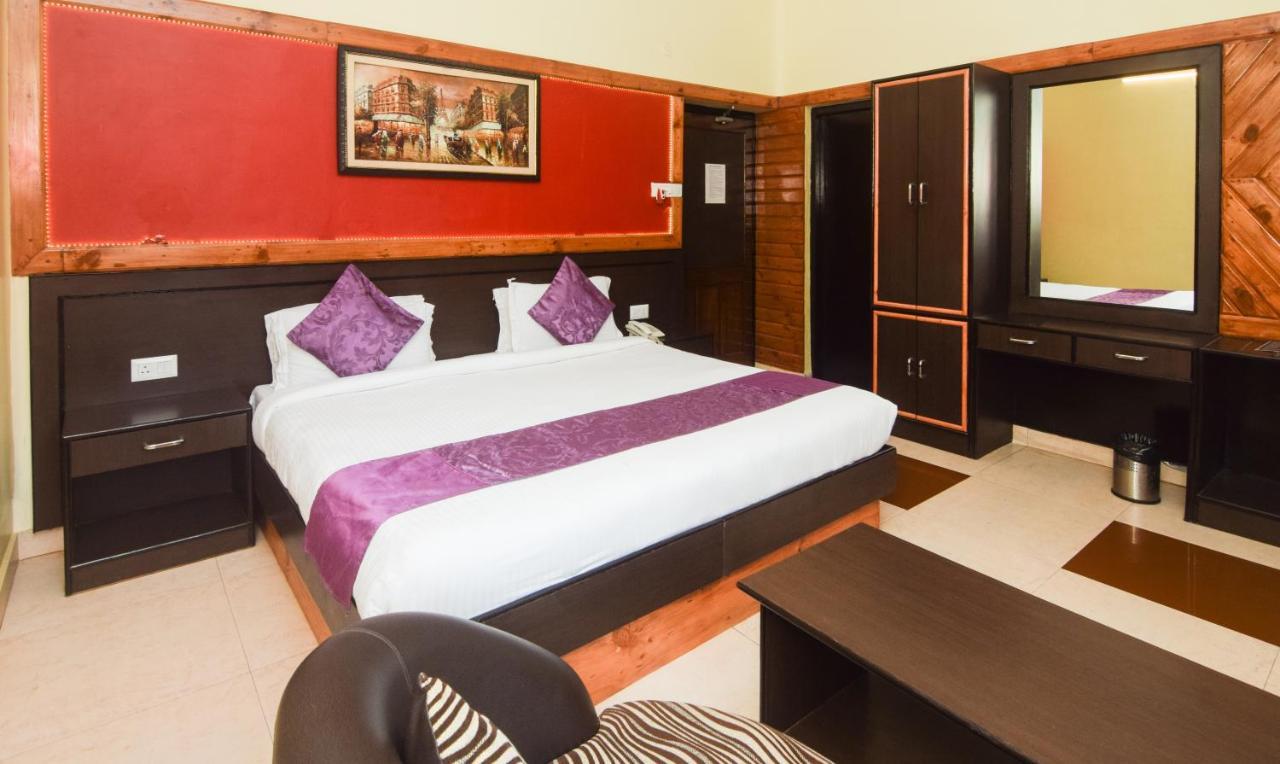 Hotel Varuna