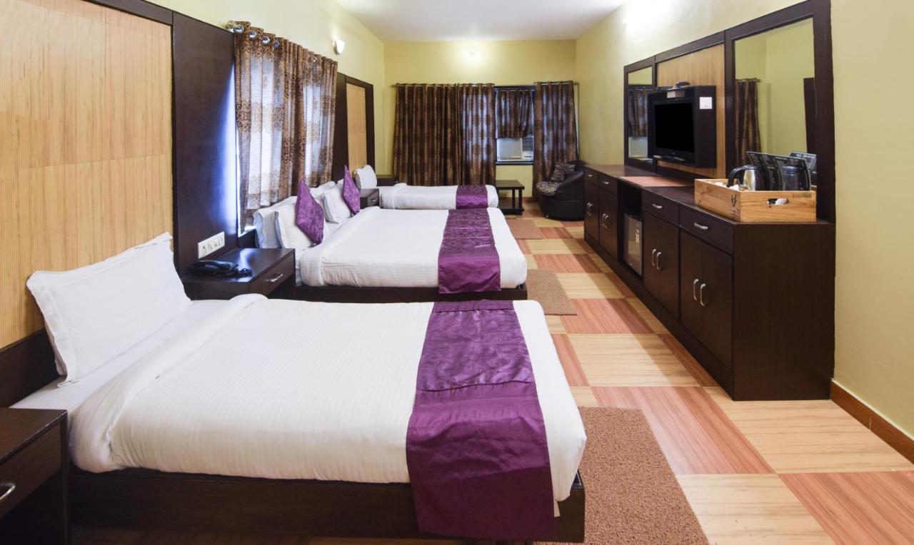 Varuna Hotel 3*
