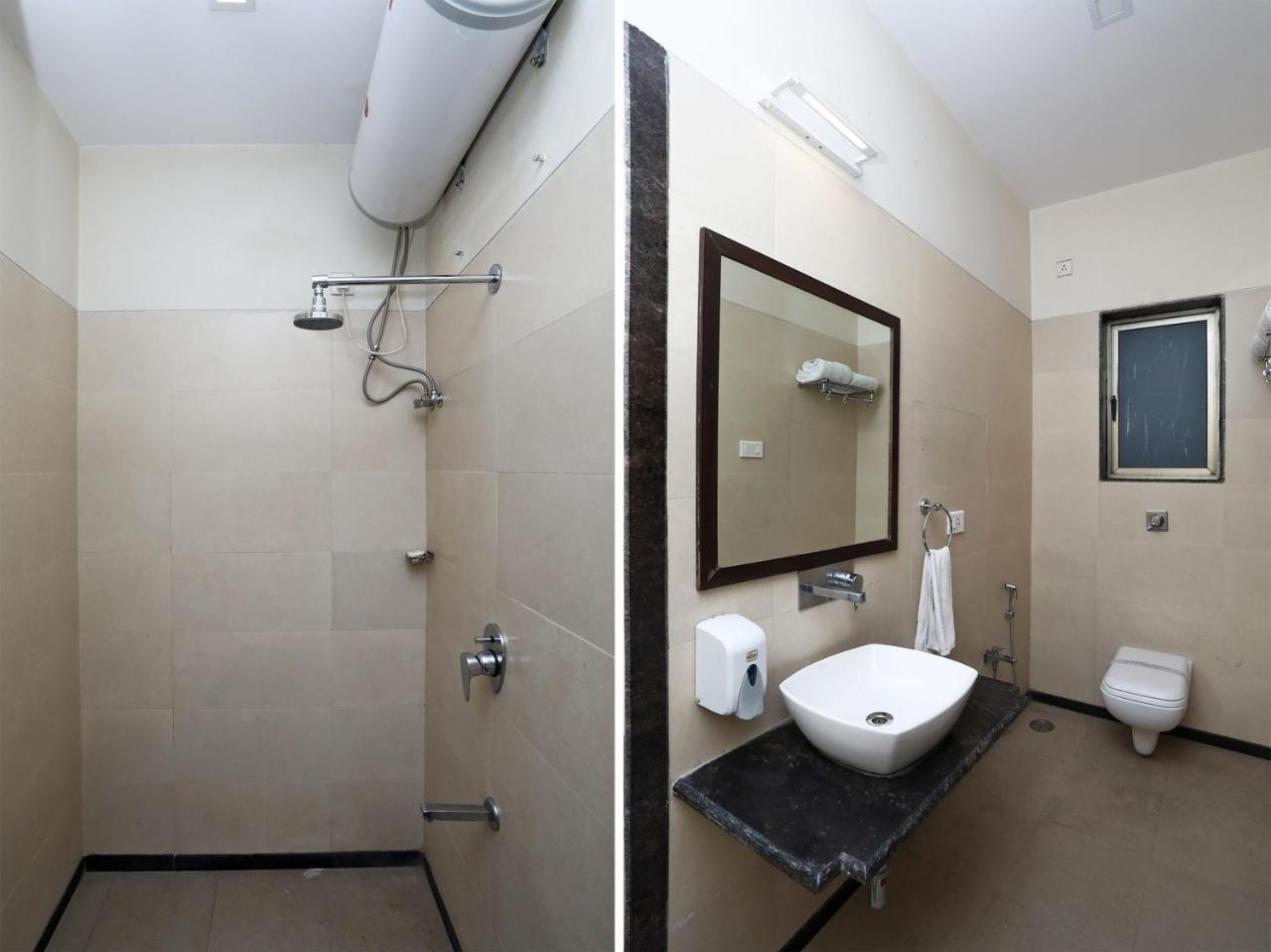 Jade Hotel