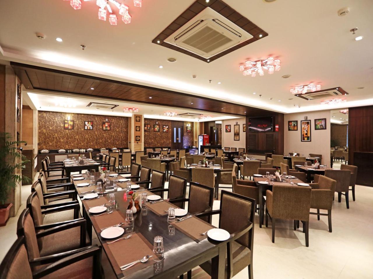 Hotel Jade Varanasi