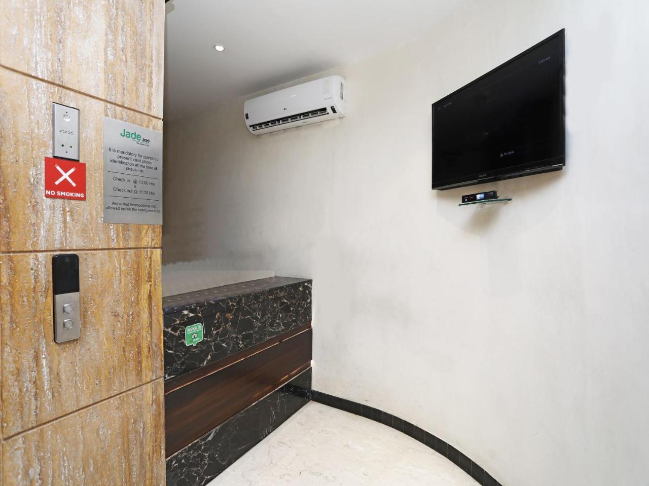 Hotel Jade