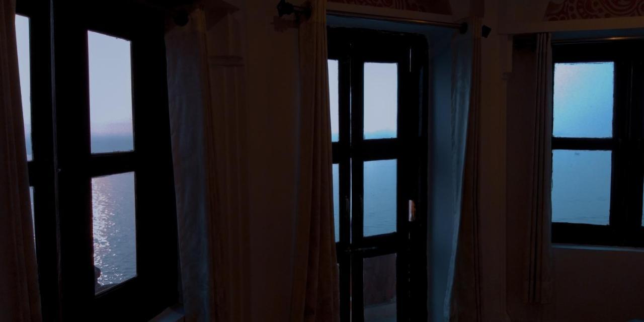 Hotel Elena Varanasi