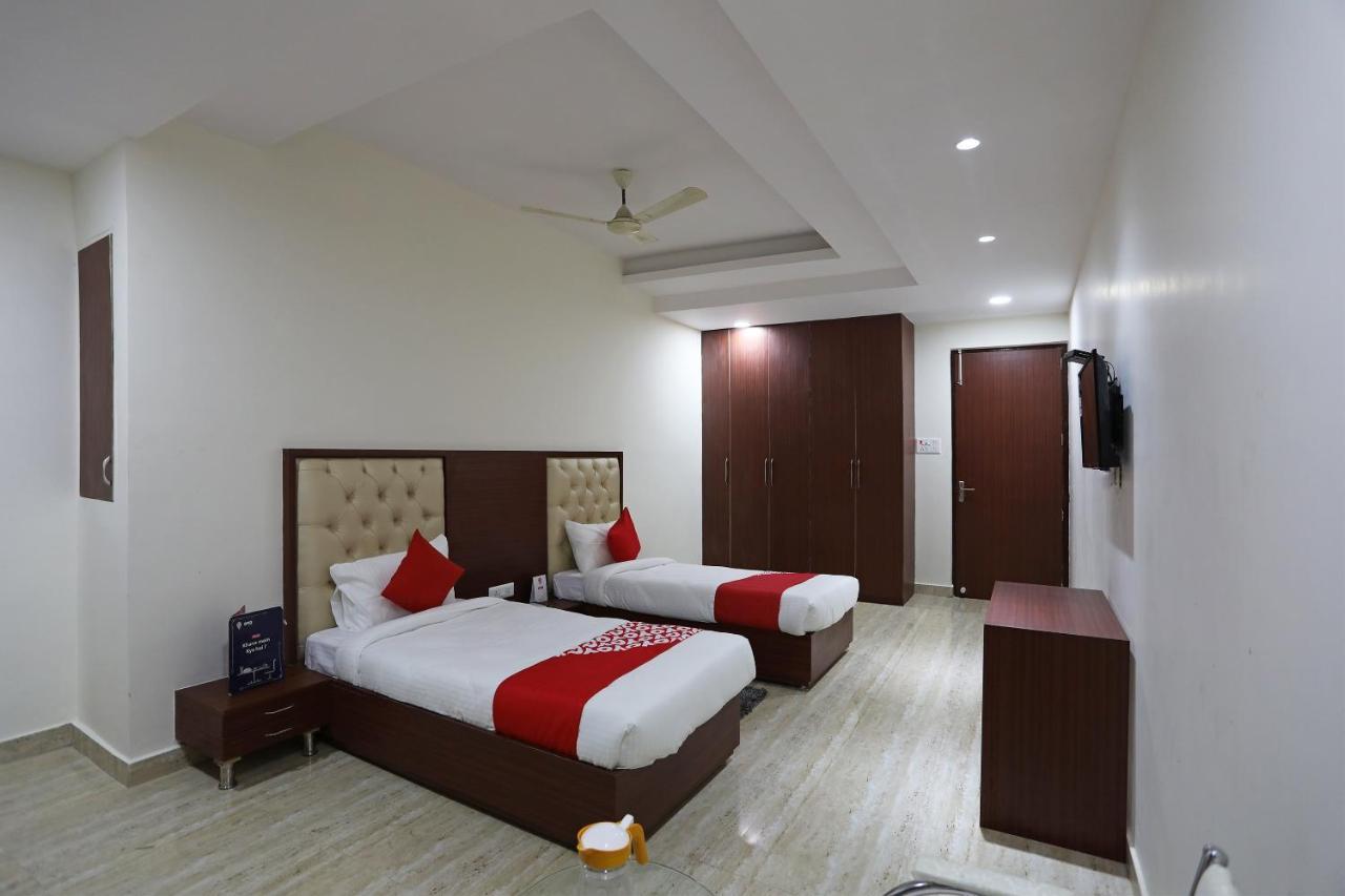 Hotel Oyo 19122 Mastana Palace Varanasi