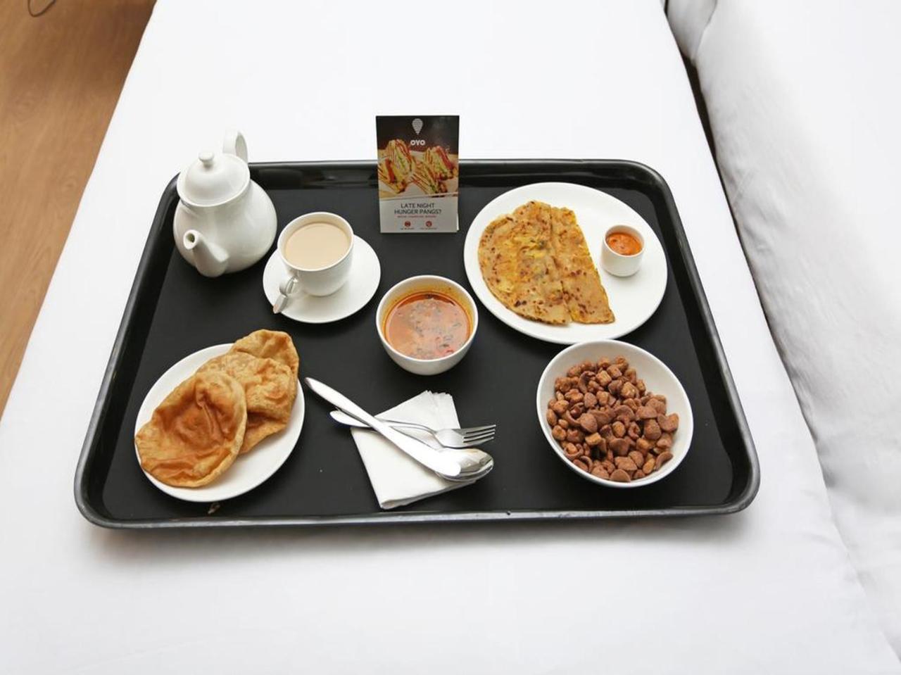 Guest house Oyo 16708 Sada Shiv Varanasi