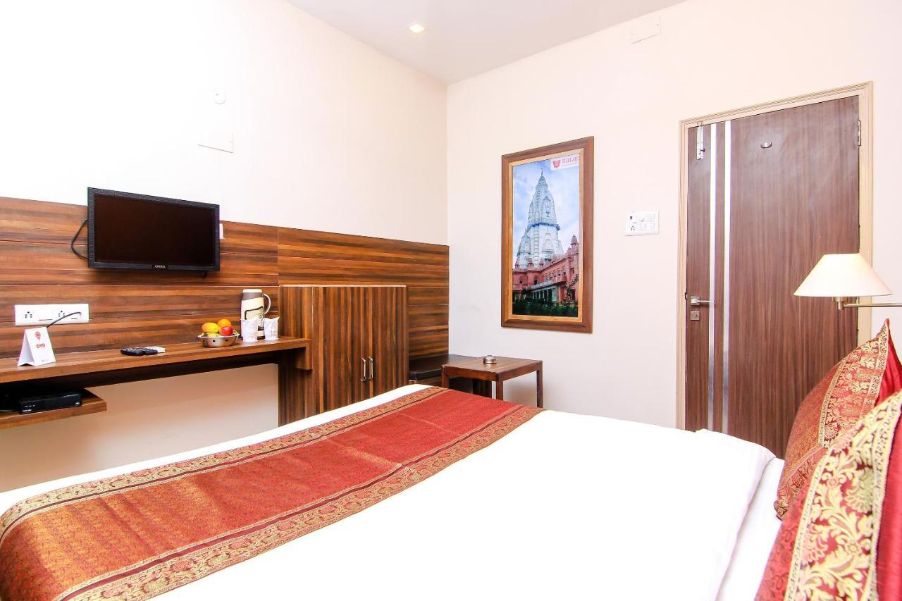 Hotel R B International