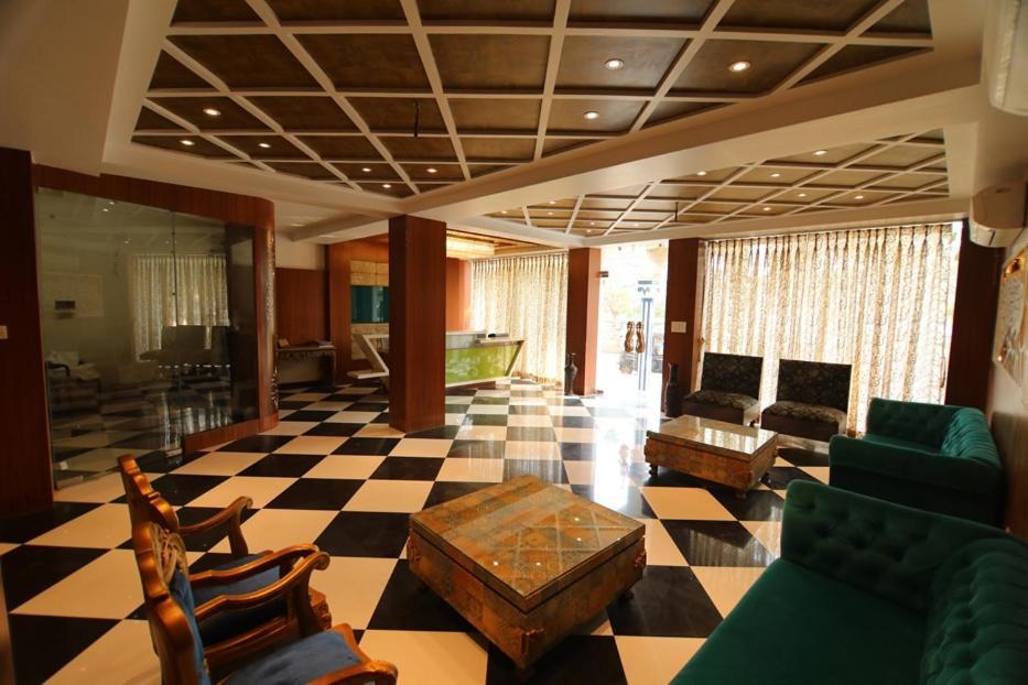 Hotel Sarin Varanasi