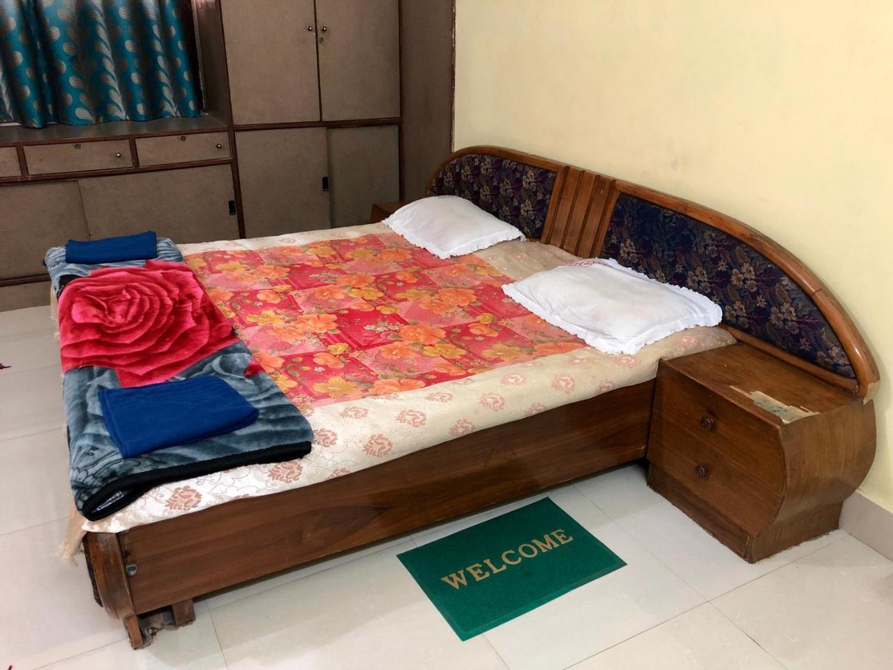 Gangotri Paying Guest House *