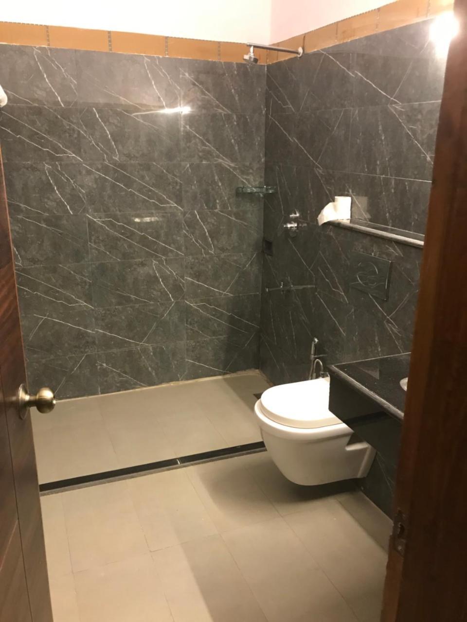 De Paris 3* Varanasi