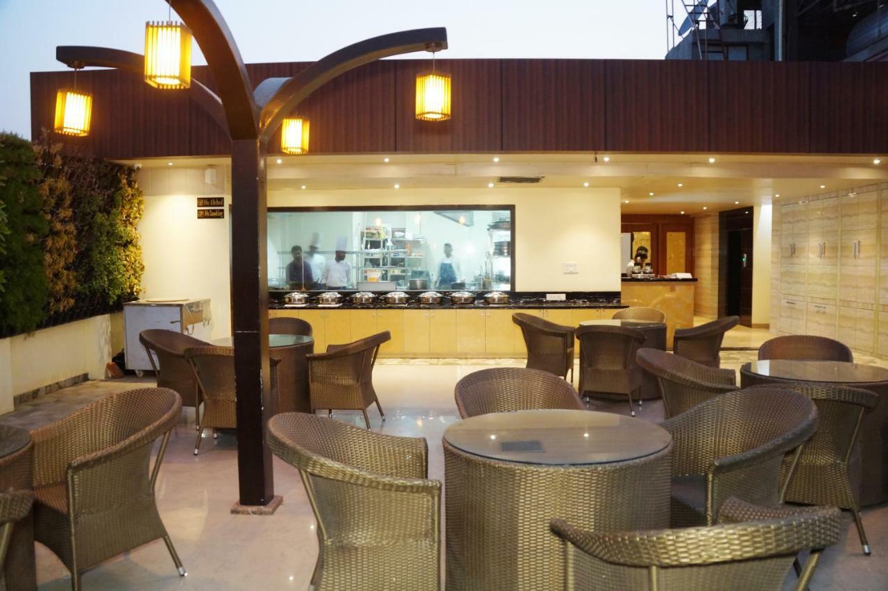 Shivoy Grand Varanasi