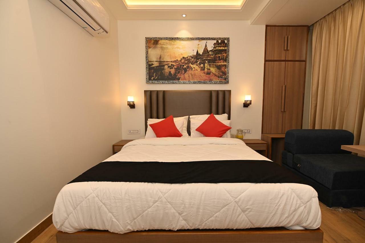 Sugar Stars Hotel