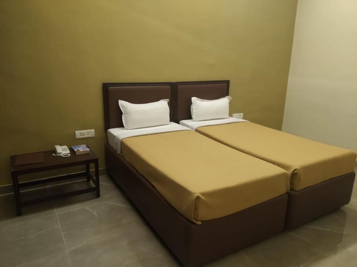 Hotel De Paris Varanasi