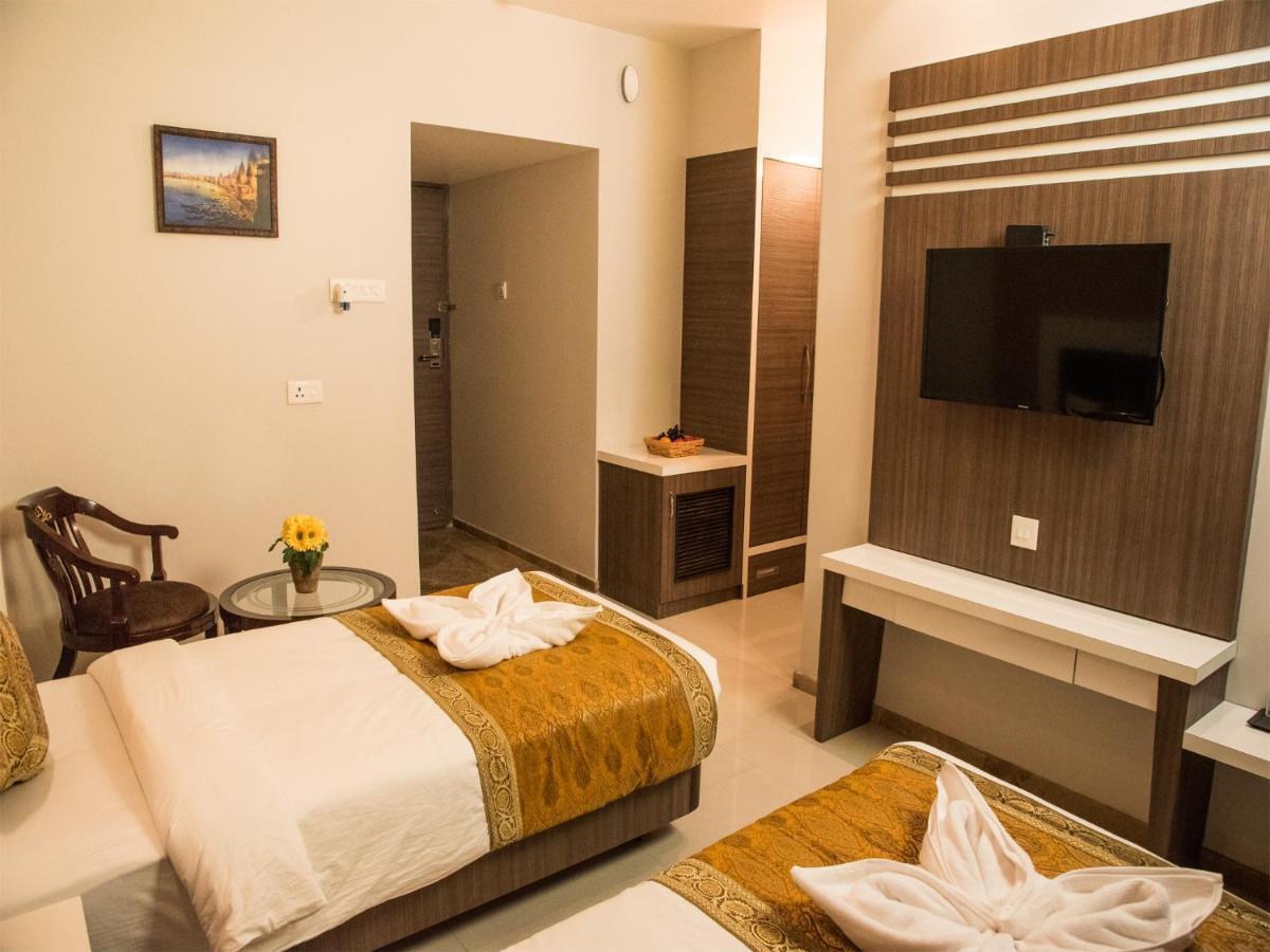 Hotel 36 Avenue 3*