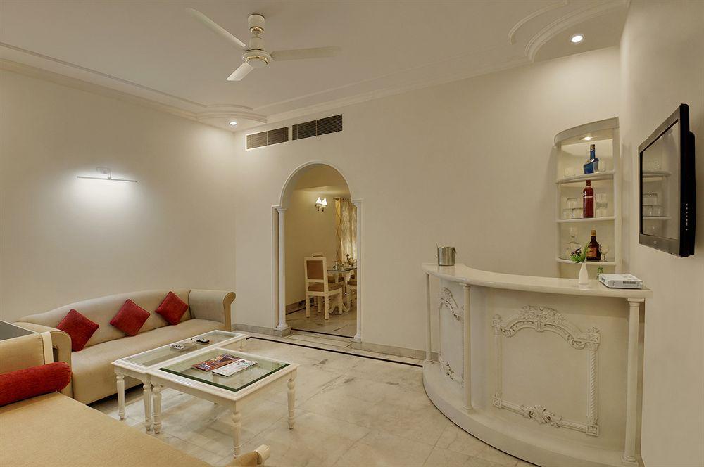 India Hotel