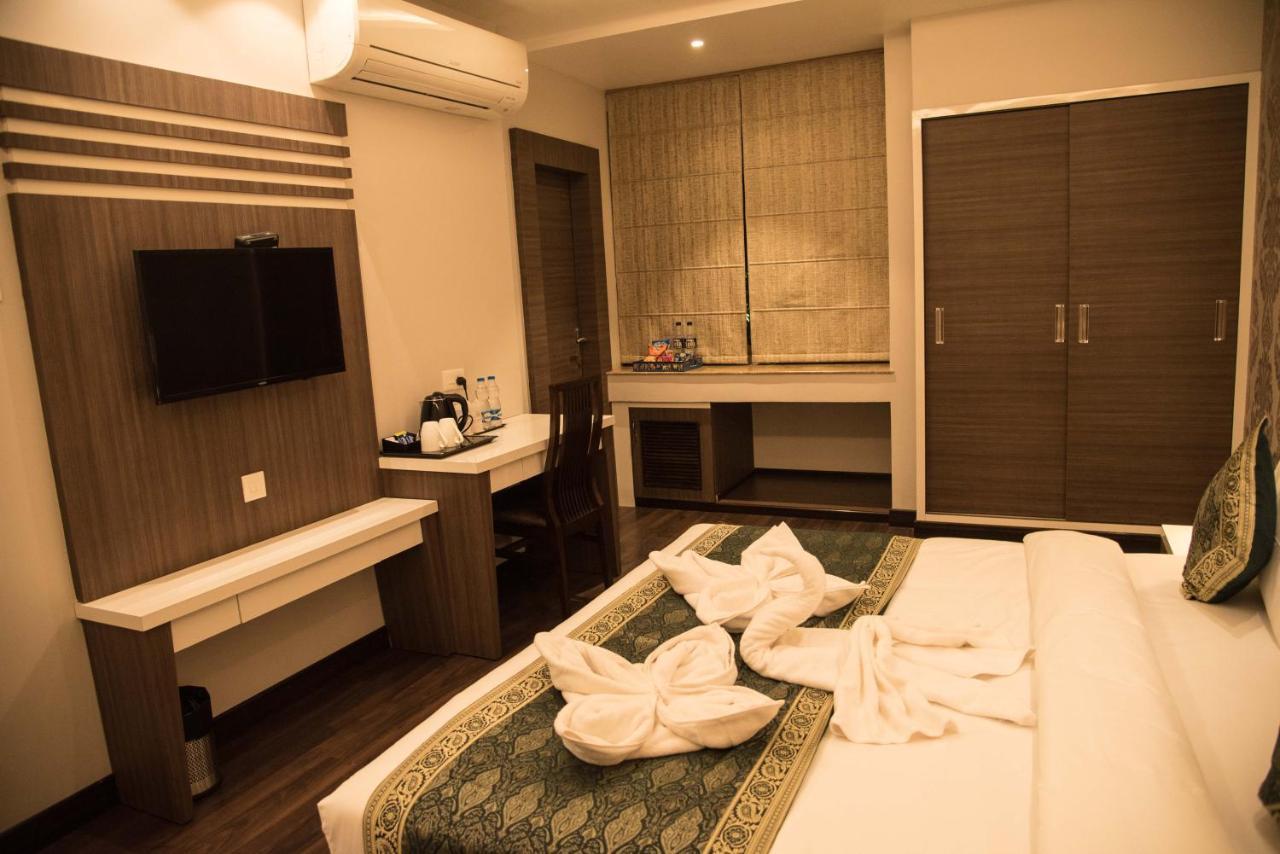 Hotel 36 Avenue 3*