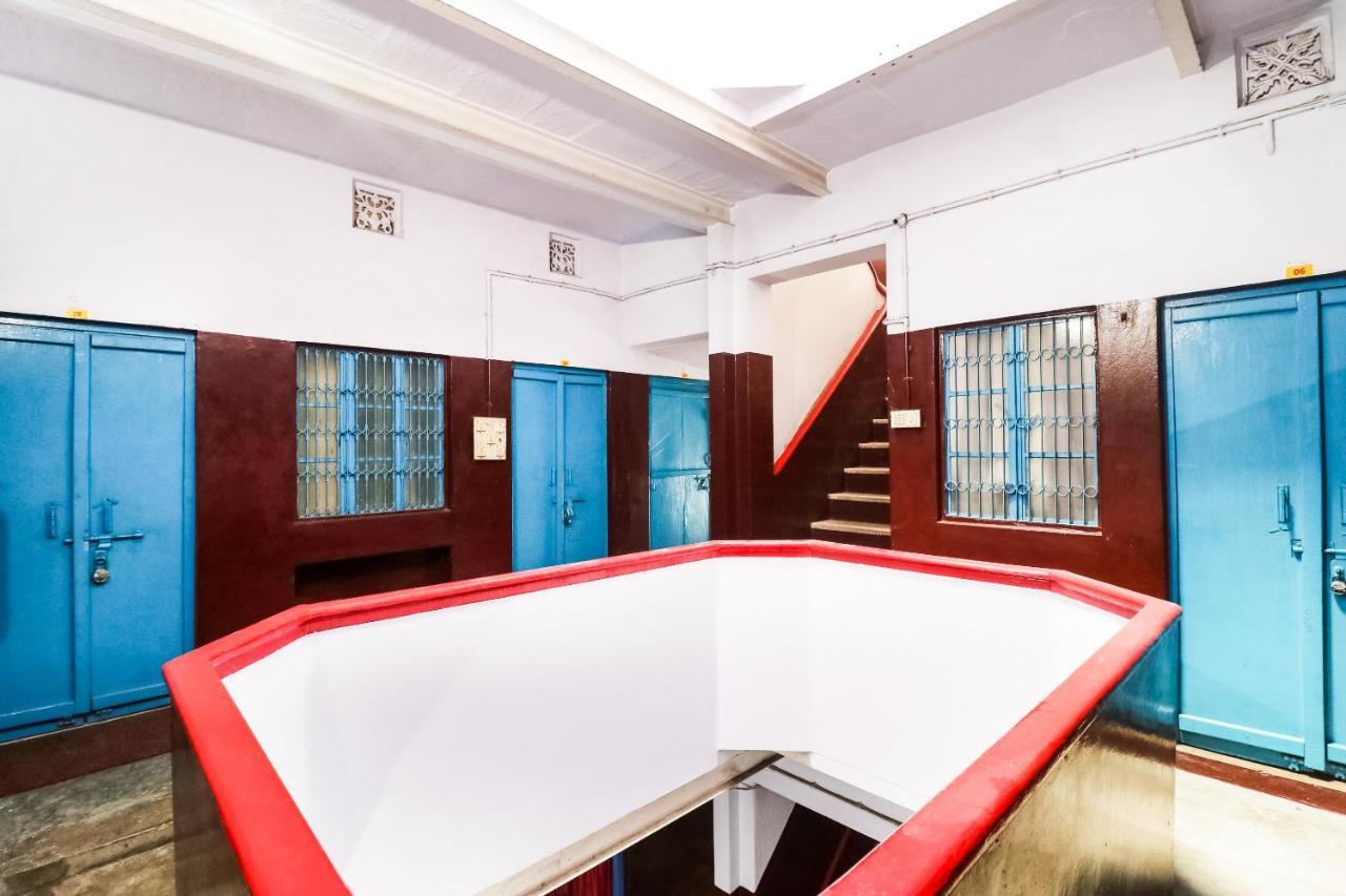 Spot On 67308 Yogi Hotel 3*