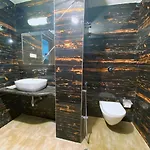 Hotel Midcity