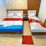 Hotel Midcity