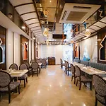 Hotel Veda By Rks