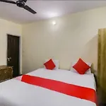 Om Shanthi Paying Guest House