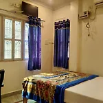 Hotel Aakash Ganga